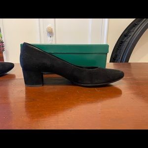 Paul Green Noah Pump Black Hydro Suede